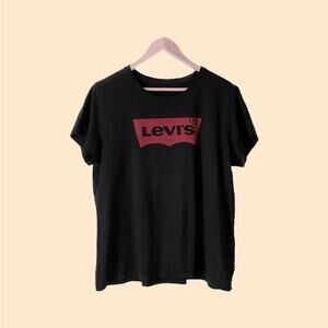 Classic Levi’s T-shirt Size Large